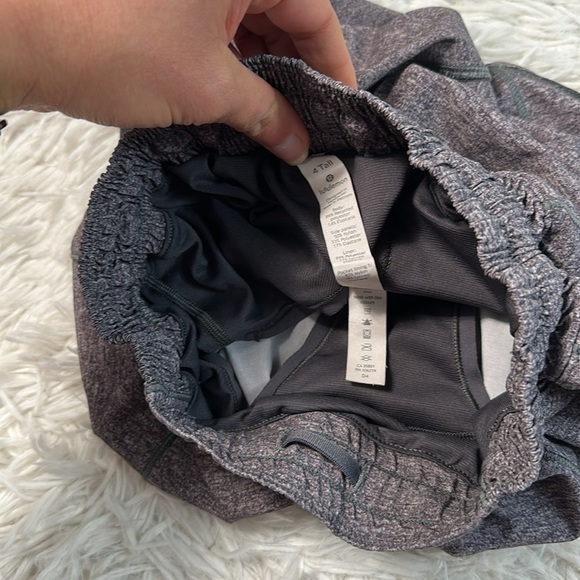 Lululemon Hotty Hot Short II *Long 4" Heather Lux Multi Black / Heathered Black - Picture 2 of 5